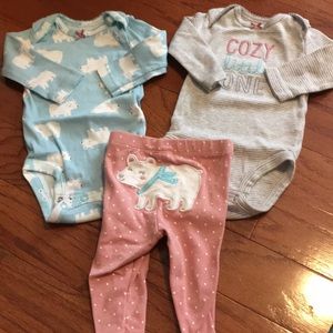 3 for 15! Carters 3M EUC 3 pc set